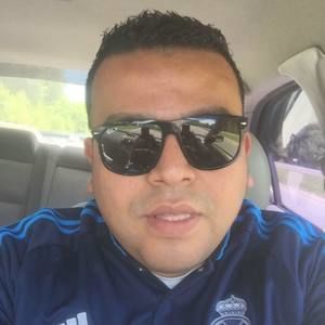 Meet your Posher, Gio